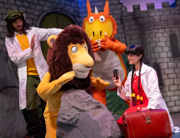 290A9205 Enhanced NR